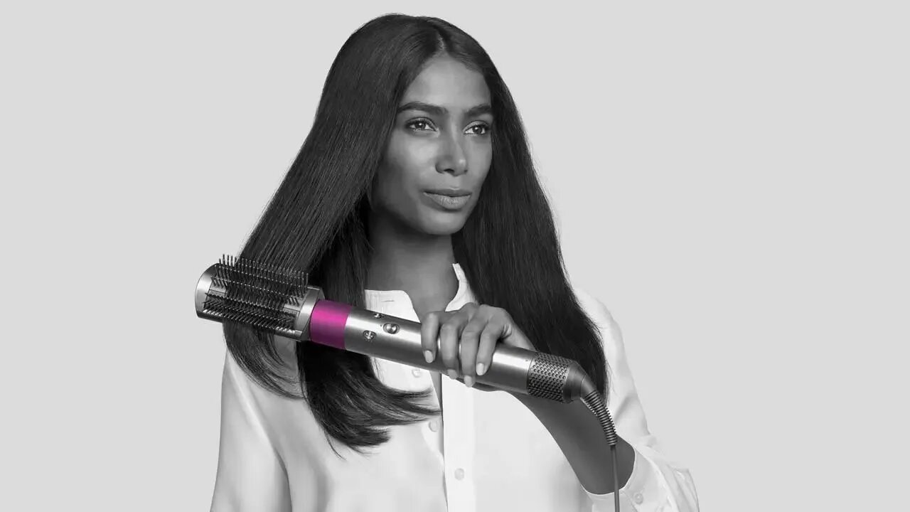 Стайлер dyson airwrap complete long hs05. Dyson airwrap 2022. Стайлер дайсон сушит. Фен dyson airwrap. Стайлер dyson airwrap long hs05.