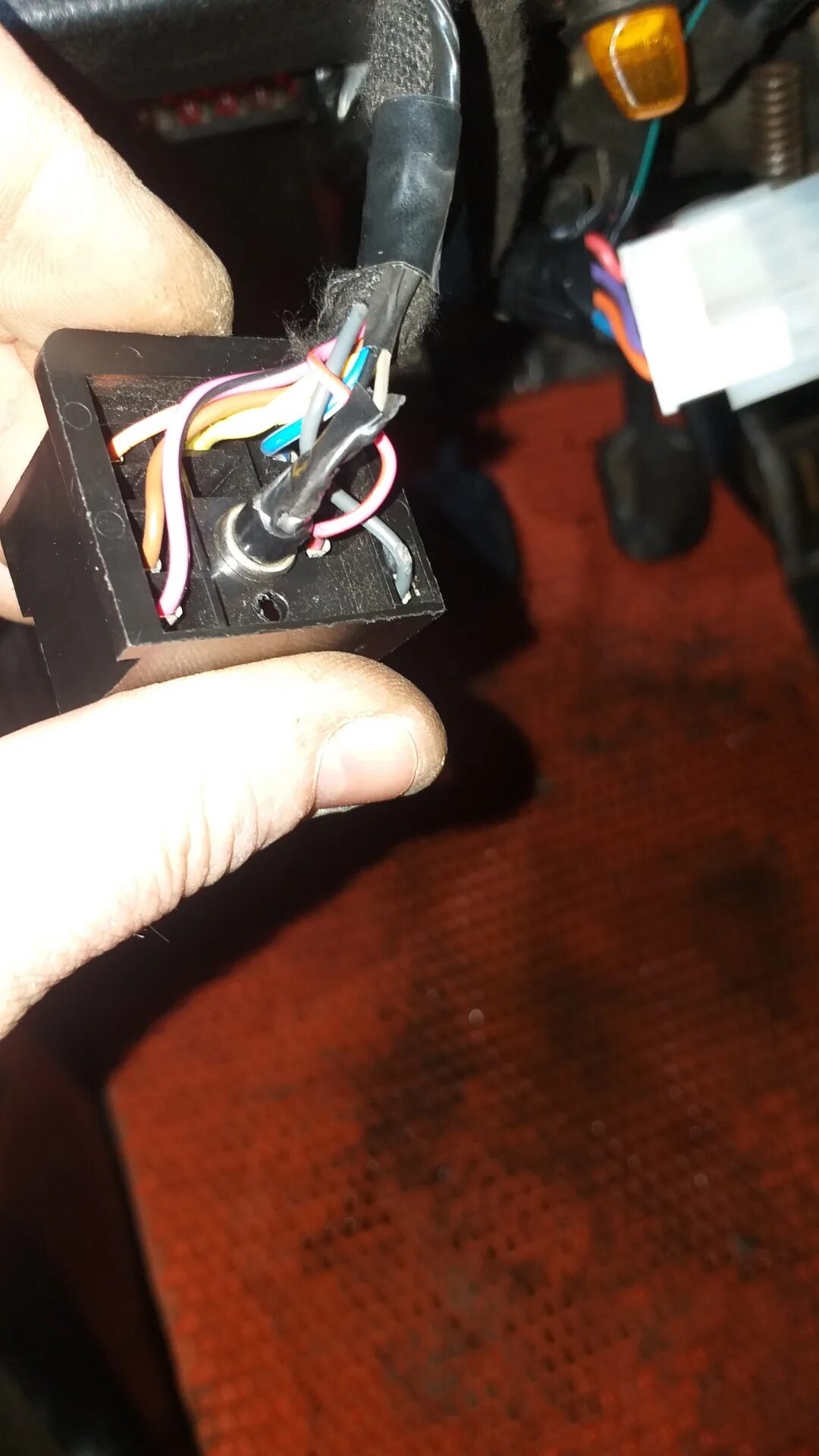 Реле поворотов 31029. Моргает птф. Поочередное мигание птф. Схема подключения птф на ваз 2114 2007г. Моргание противотуманок на сигнализации.