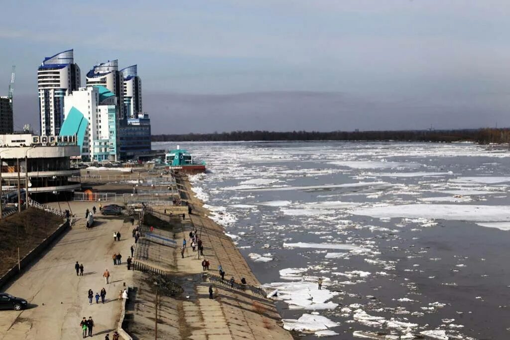 Обь Барнаул. Ледоход Обь Барнаул. Ледоход на Оби в Барнауле. Набережная реки Обь Барнаул. Река обь барнаул сегодня