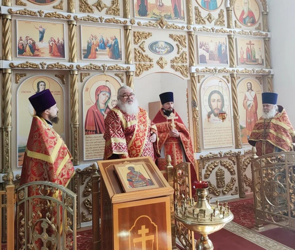 расписание служб в храме всех скорбящих радость г. храм дмитрия солунского дмитровское расписание богослужений. храм дмитрия солунского дмитровское расписание богослужений. храм дмитрия солунского дмитровское расписание богослужений. храм димитрия солунского на благуше внутри.