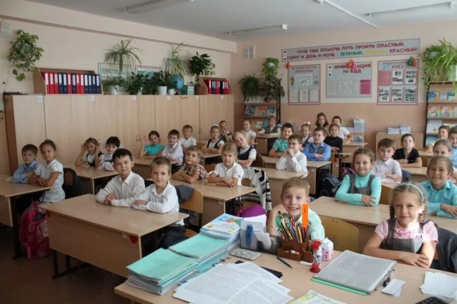 школа в 90-е годы. 90 школа самара внутри. 90 лет школе. 90 лет школе. школа в 90-е годы.