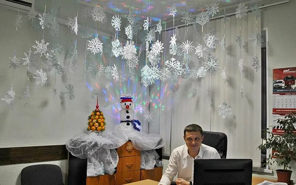 Новогоднее оформление на работе