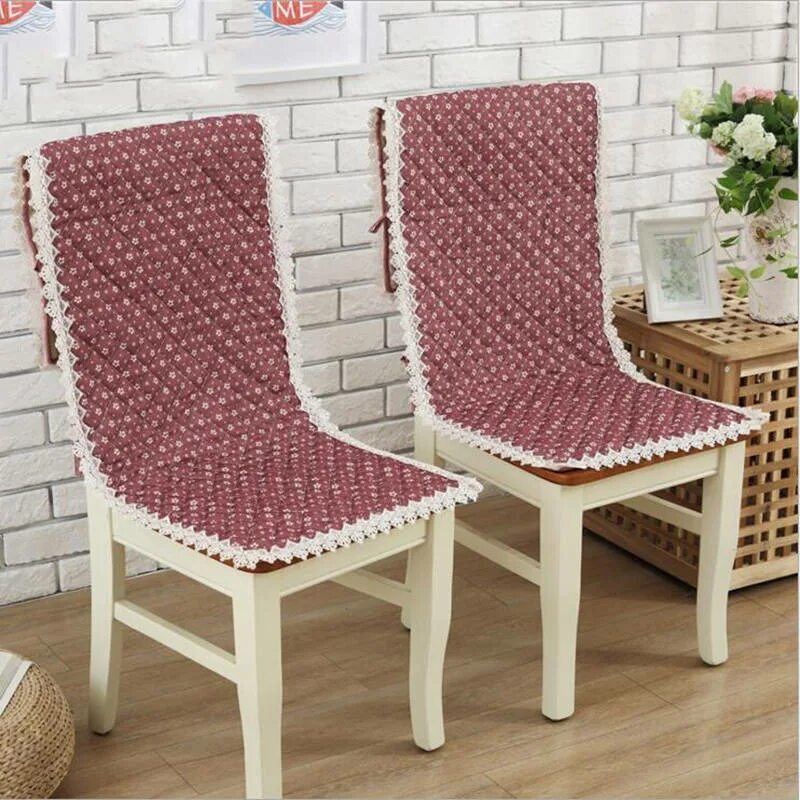 Чехол на стул со связать. Чехол на стул со связать. Вязаный чехол на табурет. Вязаные сидушки на стулья. Вязаный чехол на стул со спинкой.