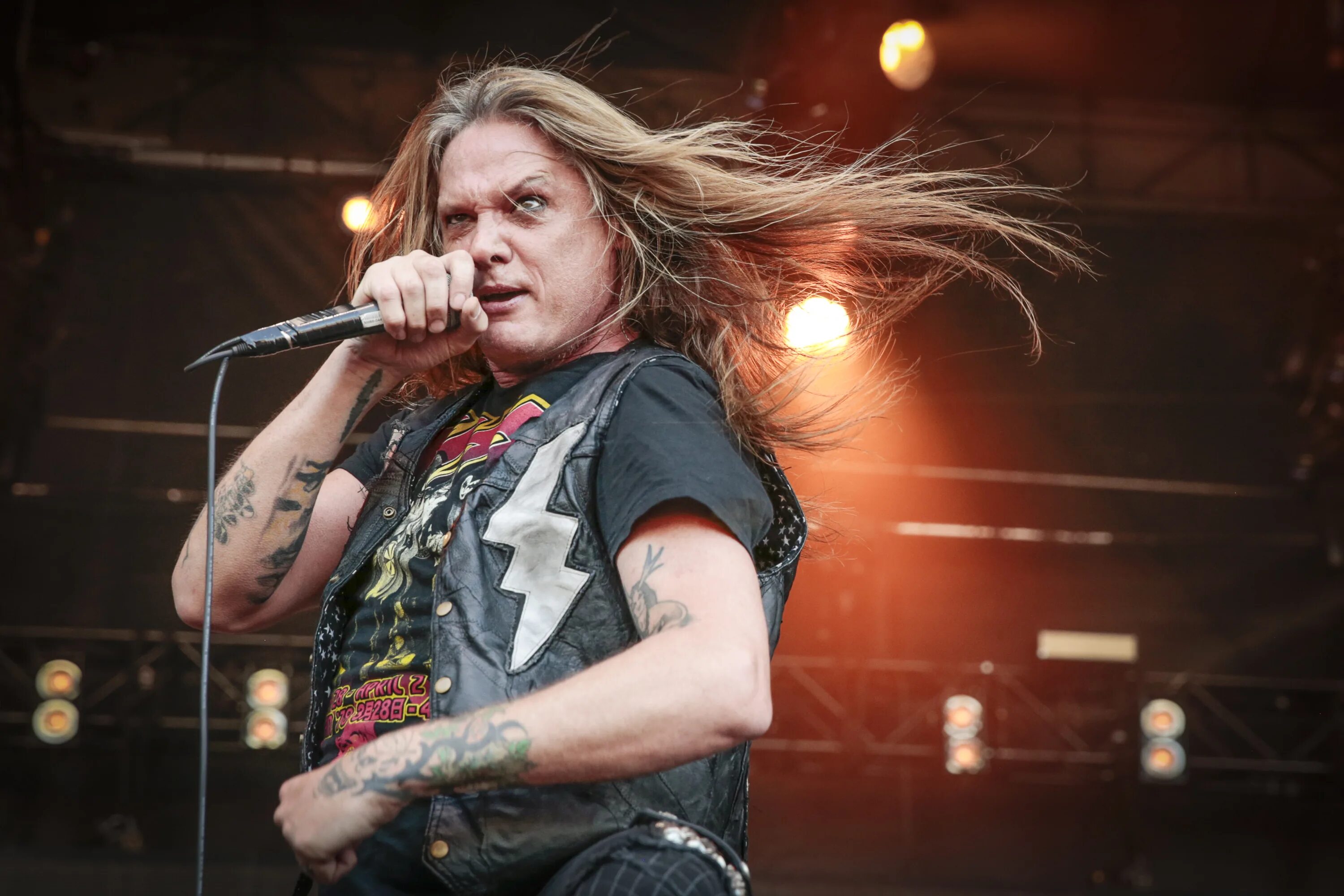 Себастьян бах. Sebastian bach skid row. себастьян бах skid row сейчас. себастьян бах skid row 2019.