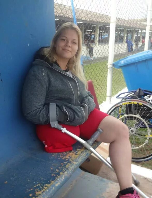 женщина инвалид ищет мужчину. красивые инвалиды женщины. девушки инвалиды 2 группы. девушка инвалид. женщина инвалид в москву.