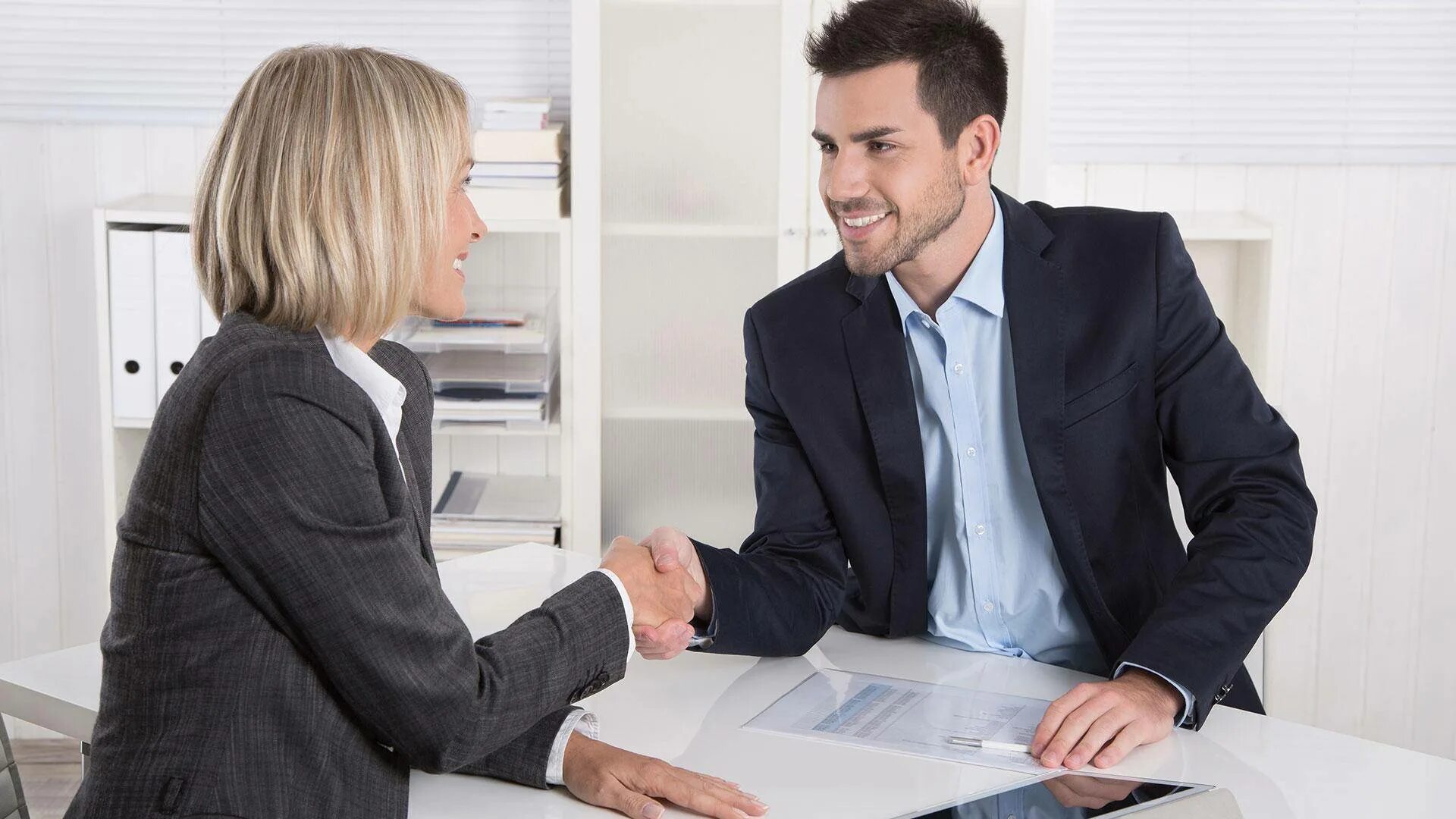 Взаимно деловые и дружеские отношения людей называются