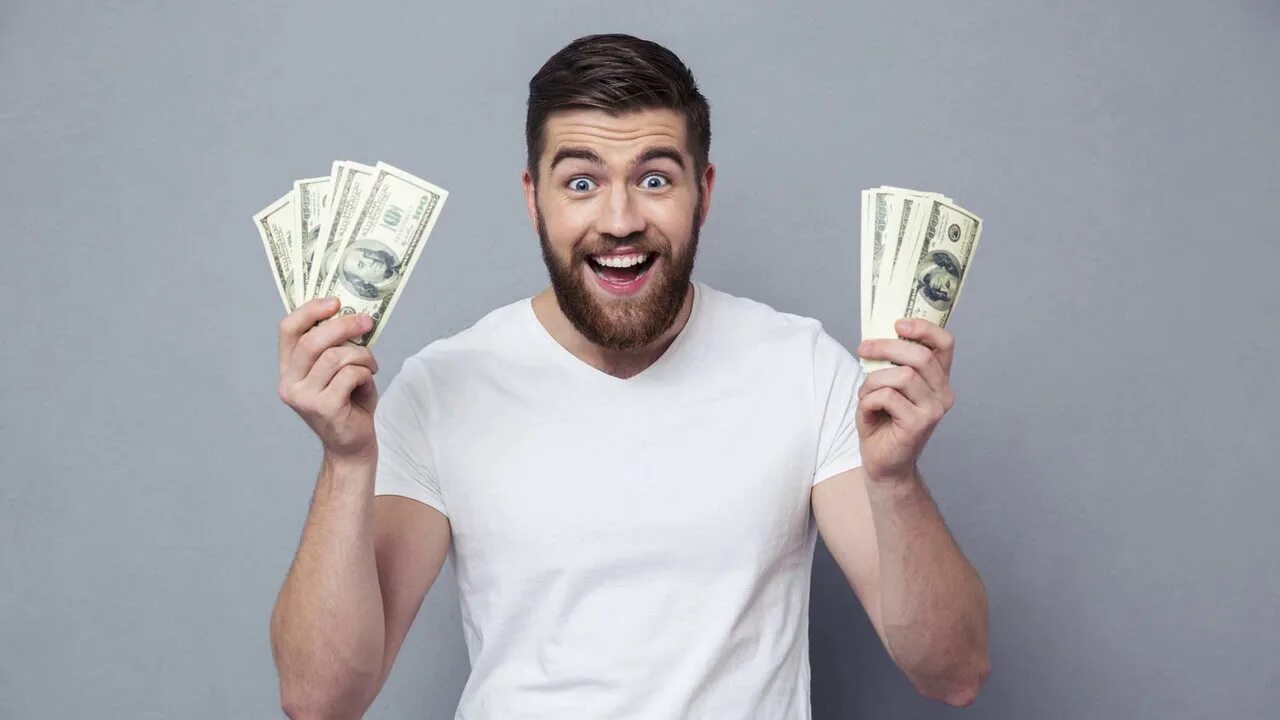 Миллионер. Парень с деньгами. Дать людям и заработать. Довольный с деньгами. Дать людям и заработать.