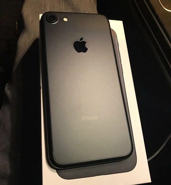 Айфон 7 128 ГБ черный. Айфон 7 32 гигабайта. Iphone 7 Avito. Iphone 7 32gb Versa. Авито телефон 7