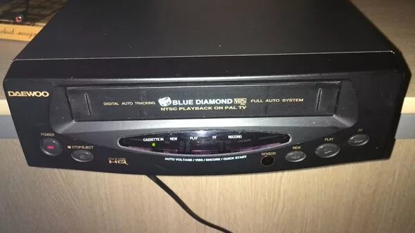 Видеомагнитофон daewoo dv-k12w. Видеомагнитофон daewoo dv-k12w. Dv k. Видеоплеер daewoo dv k10w 1997. Daewoo dv-g892d.