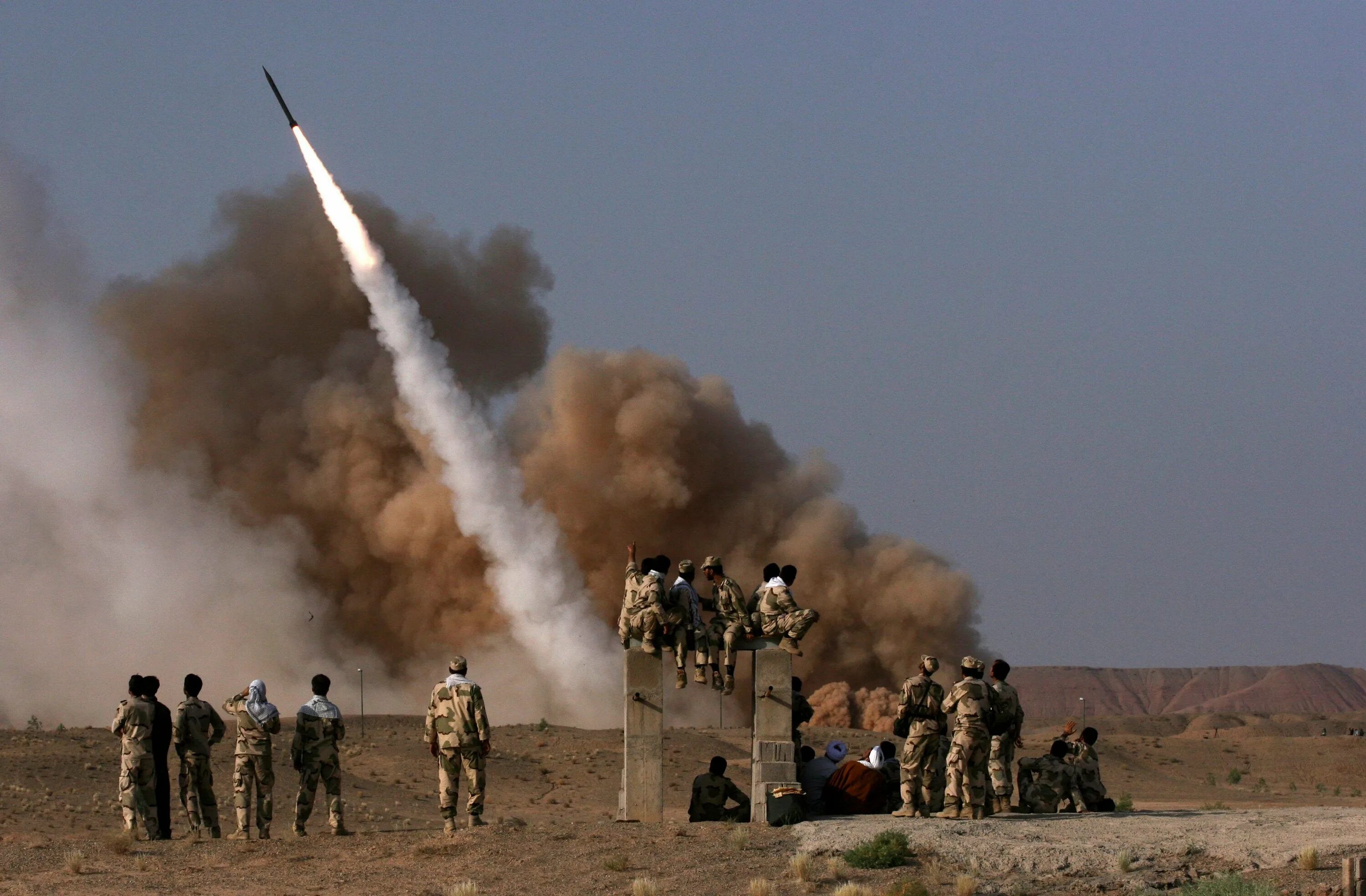 Есть ли атомное оружие у ирана. Армия Ирана ракеты. Ядерные ракеты Ирана. Баллистические ракеты Ирана. Иран ядерное оружие.