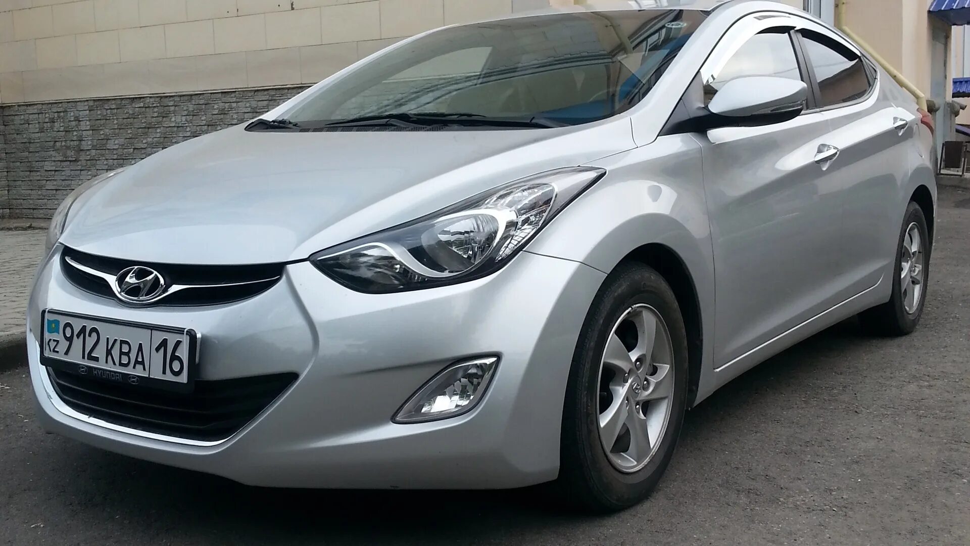Hyundai avante g2. Hyundai avante md 2010. Hyundai avante 7. Поколение хендай аванте. Хендай аванте 5 поколения.