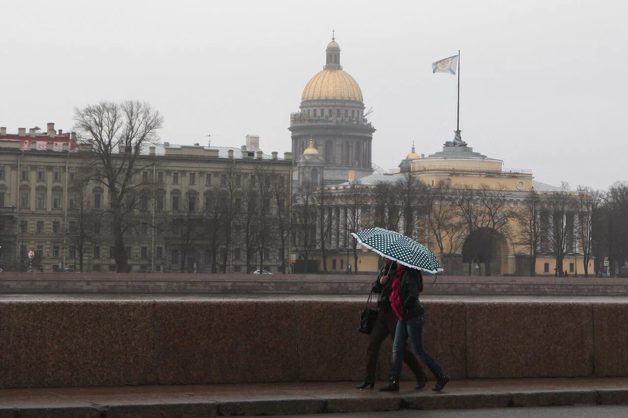 Погодная спб. Санкт-Петербург дождь. Пасмурный Питер.