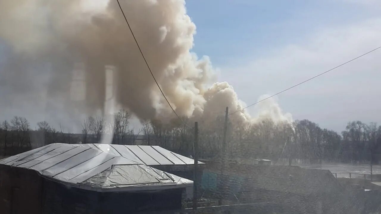 Трубы ишим. Пожар в ишиме. пожар в ишиме сейчас. пожар в ишиме вчера. пожар в монетке город ишим.
