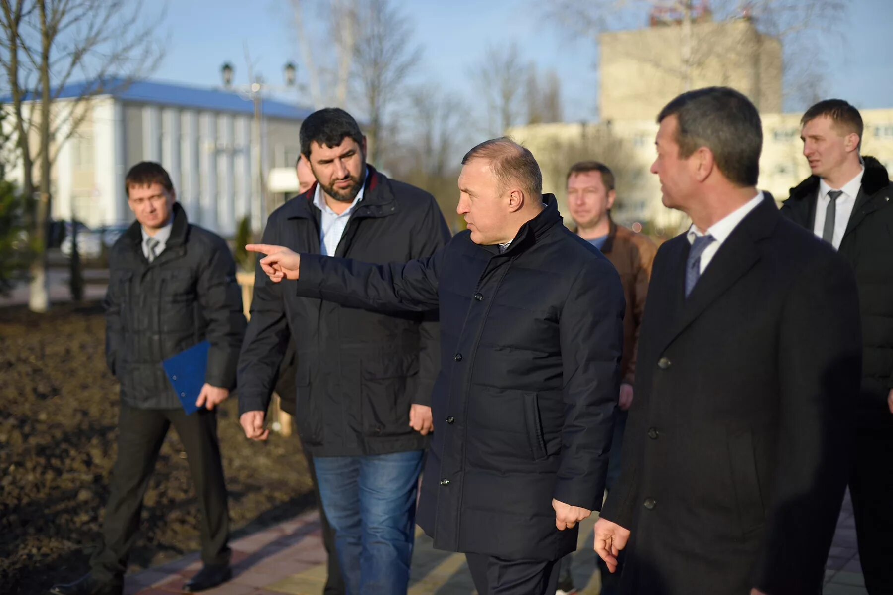 Вечный огонь в адыгейске. Мероприятия в городе адыгейск. Город адыгейск. Рисозавод адыгейск директор. День города адыгейск.