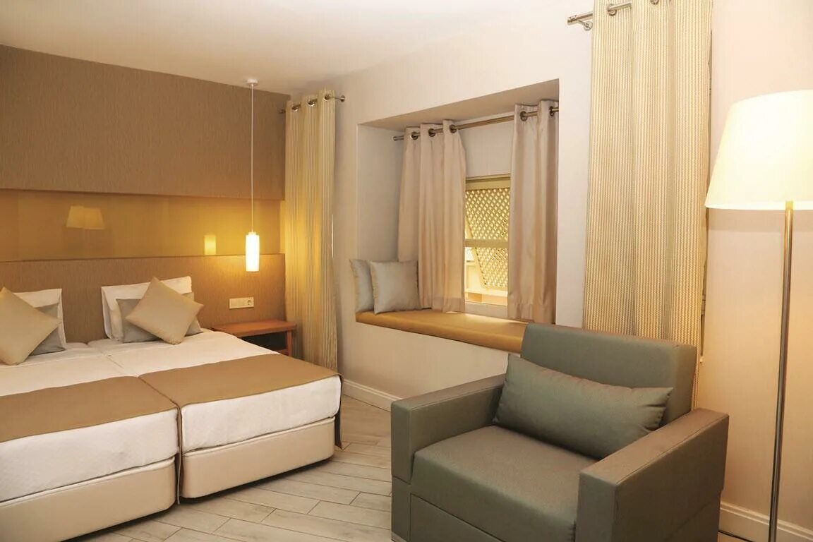 Турция кемер отели 5 фейм резиденс. Ulusoy kemer holiday club 5 номера. Kemer standard. Kemer standard. Отель armas gul beach 5.