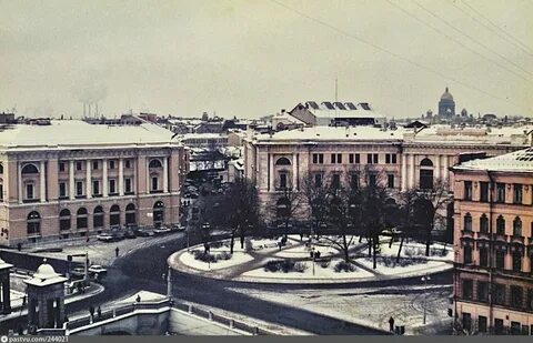 Площадь ломоносова
