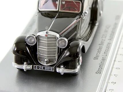 Mercedes benz 1 43