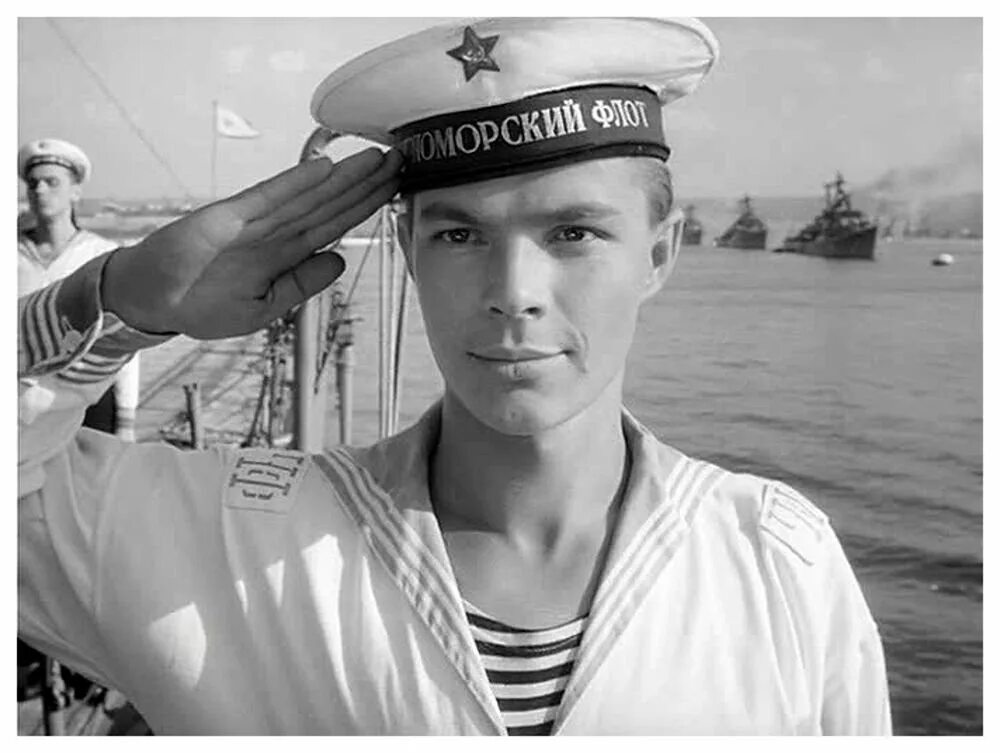 В период великой отечественной этот юный моряк