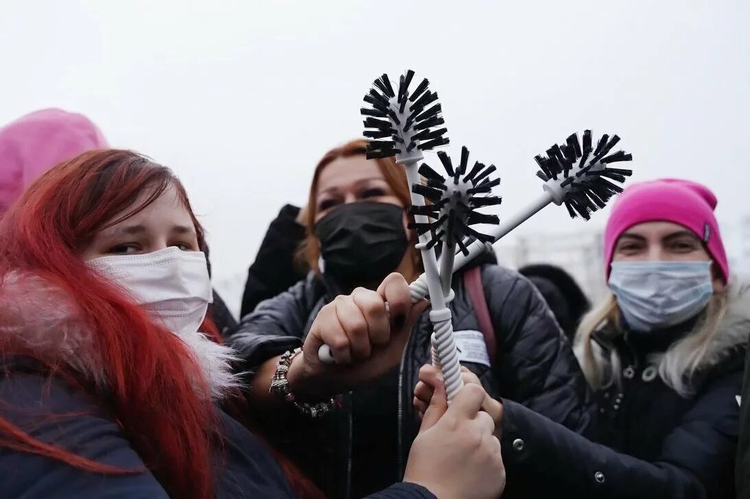 Протест против рабства. Ершики на митинге. протесты ершик. россияне и ершик. протесты ершики путин.