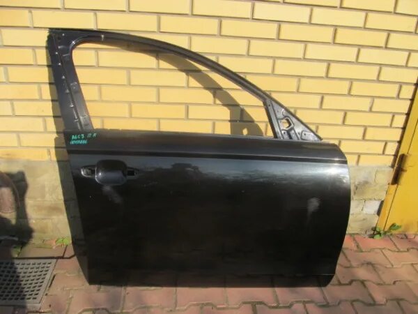 ауди правая дверь. ауди правая дверь. ауди правая дверь. 4l0833052. правая передняя дверь к ауди а 4 2005.