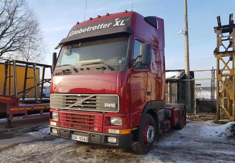 Куплю тягач б у вольво россия. Вольво ФН 12. Volvo fh12 420. Вольво ФШ 12 420. Volvo fh12 1993-2002.