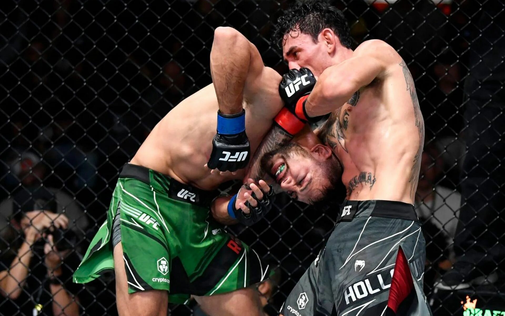 Ufc fight night 237 трансляция. Макван амирхани. Нейт манесс. Нейт манесс. Ufc fight night 237 трансляция.