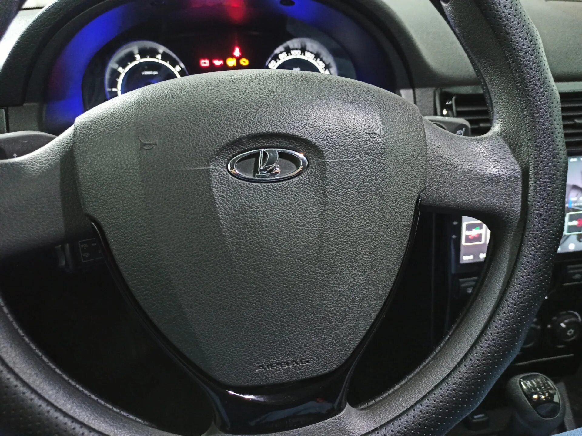 Мультируль на приору. Мультируль на приору. Мультимедийный руль приора 2. Мультируль на киа рио 1. Мультируль приора 2.