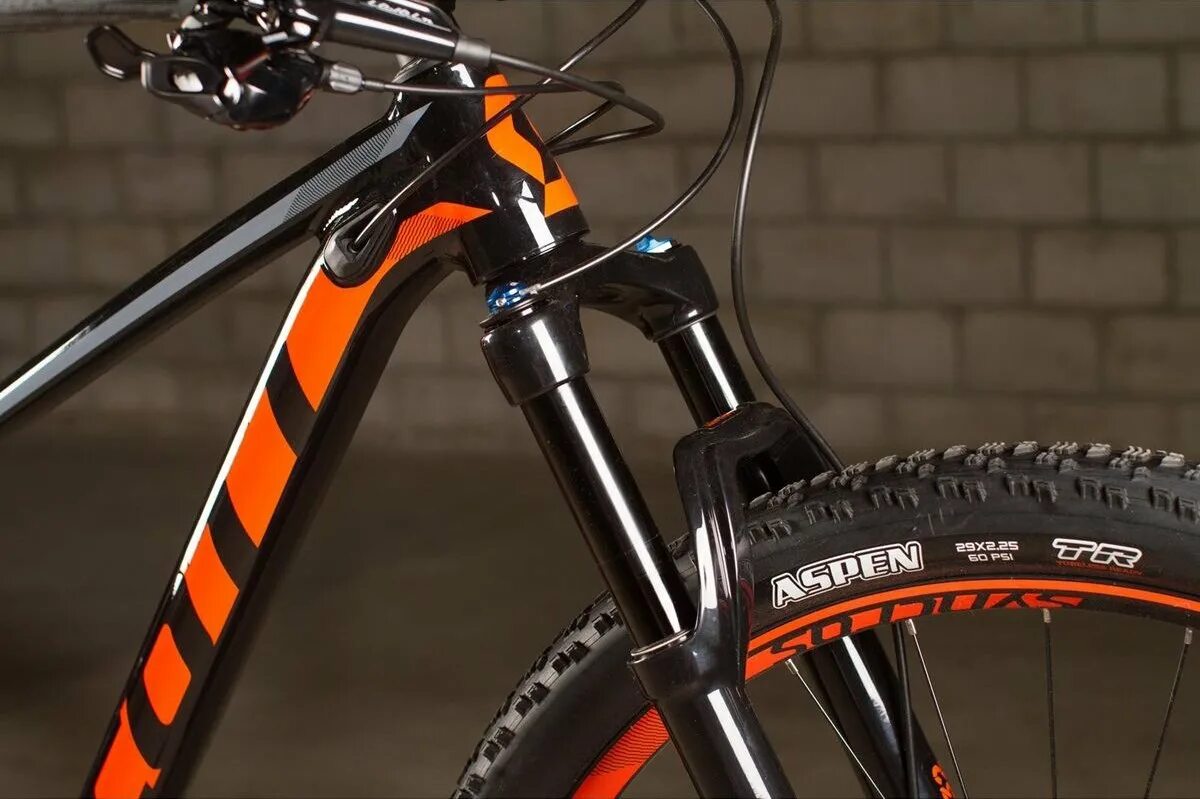 Spark 900. Scott spark rc 900 comp. scott rc 900 2018. scott scale 900 comp. scott spark rc team 2025.
