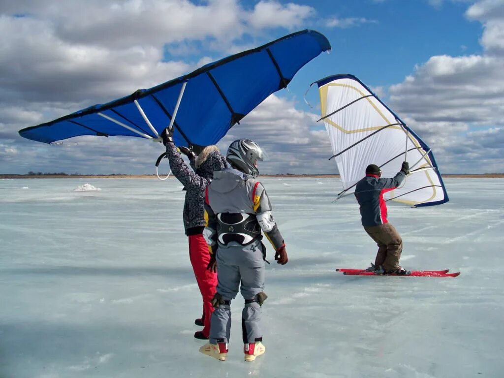 Лыжи с парусом. Зимний виндсерфинг. Крыло для катания на лыжах. Сноуборд с парусом.