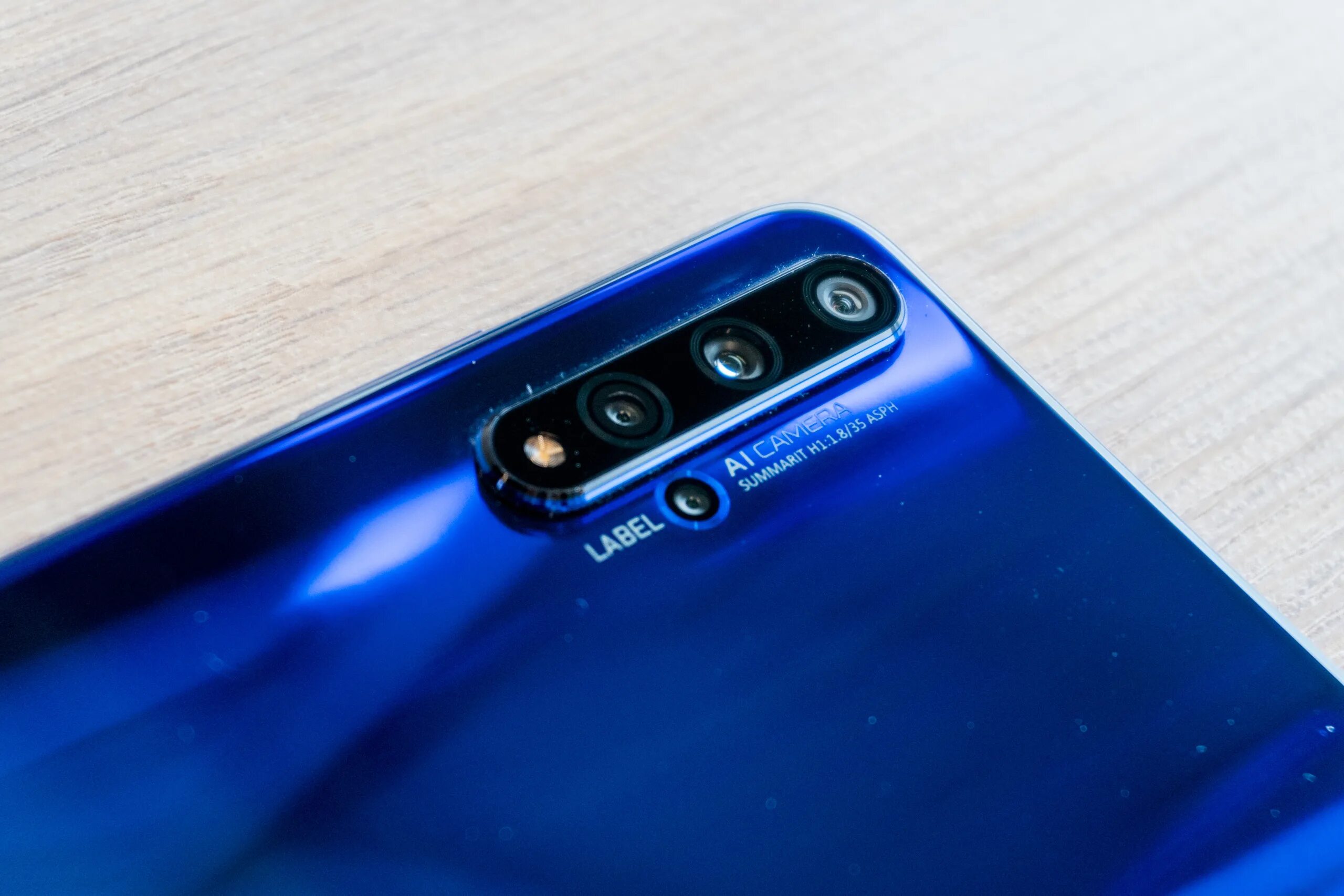 Хуавей с 4 камерами. Хонор 20 камера 48 мегапикселей. Хонор 4 камеры 48mp. Huawei honor камера