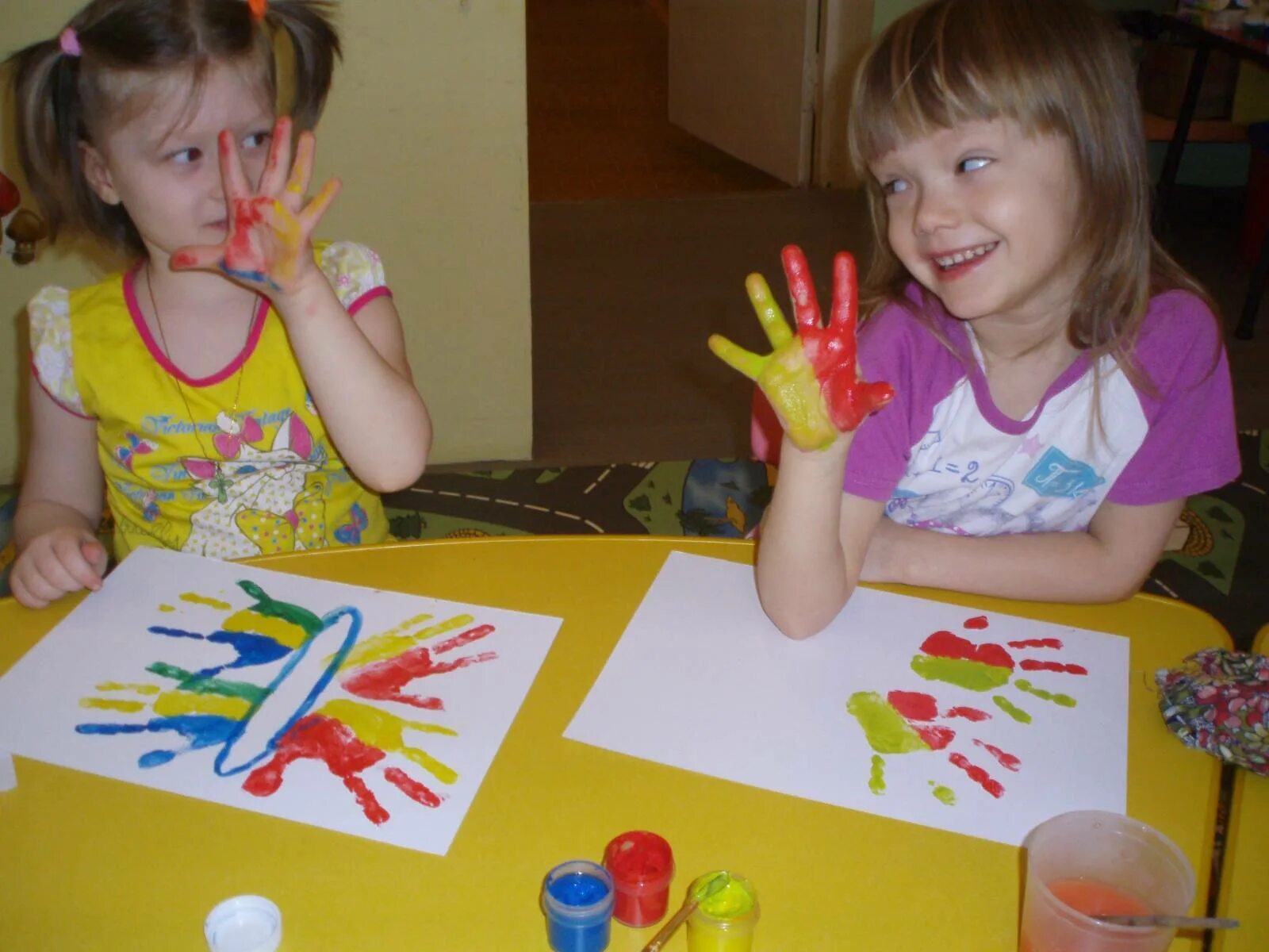 Занятие по рисованию в доу. Изо в детском саду. Занятие по рисованию в детском саду. Рисование с детьми в ДОУ. Изодеятельность дошкольников.