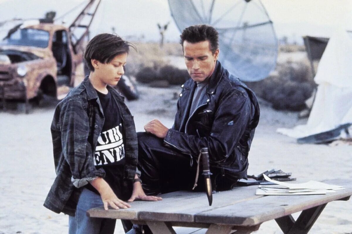 терминатор 2 отзывы. терминатор 1 судный день фильм. терминатор 2 судный день терминатор т 800 железный. терминатор 2. шварценеггер терминатор 1.