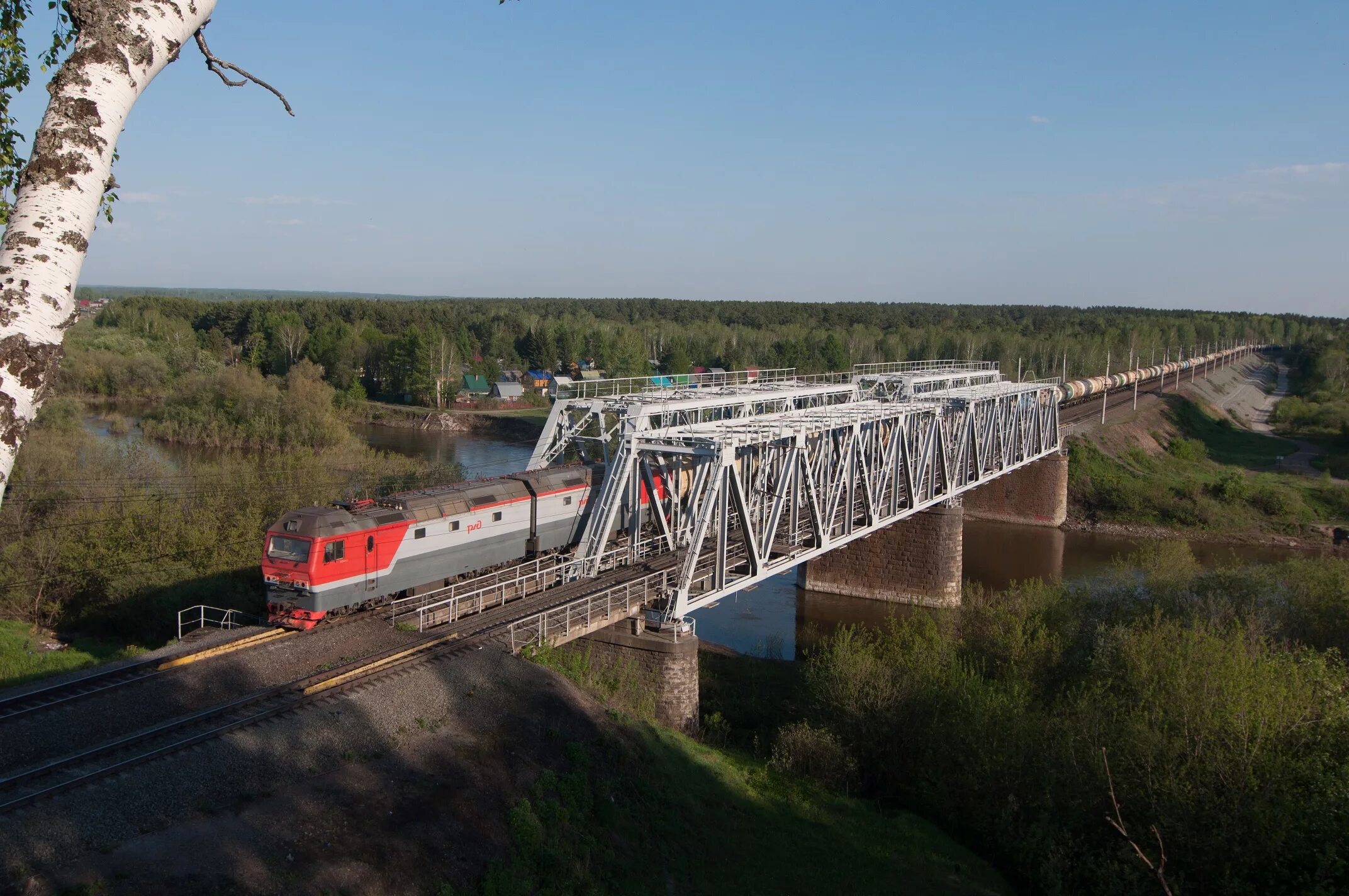 Мост с железной дорогой. Река Иня мост Барышево. Железнодорожный мост река Иня. ЖД мост через реку Иня. Мосты река Иня Новосибирск.