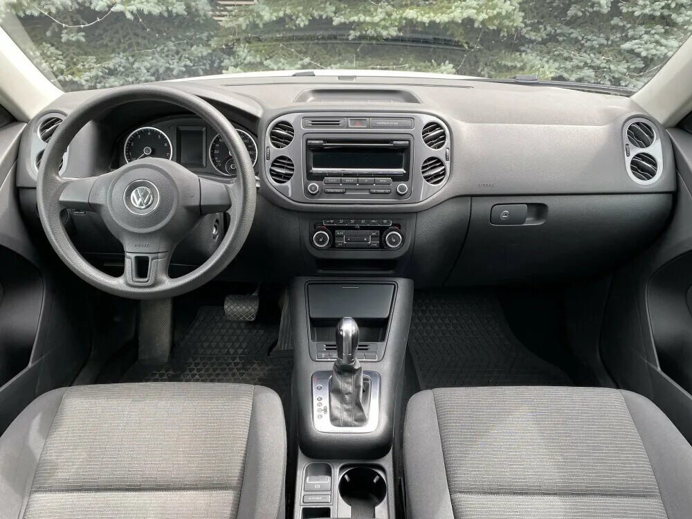 2. Volkswagen tiguan 1 рестайлинг салон. мотор 2. 0 170. 0 170.