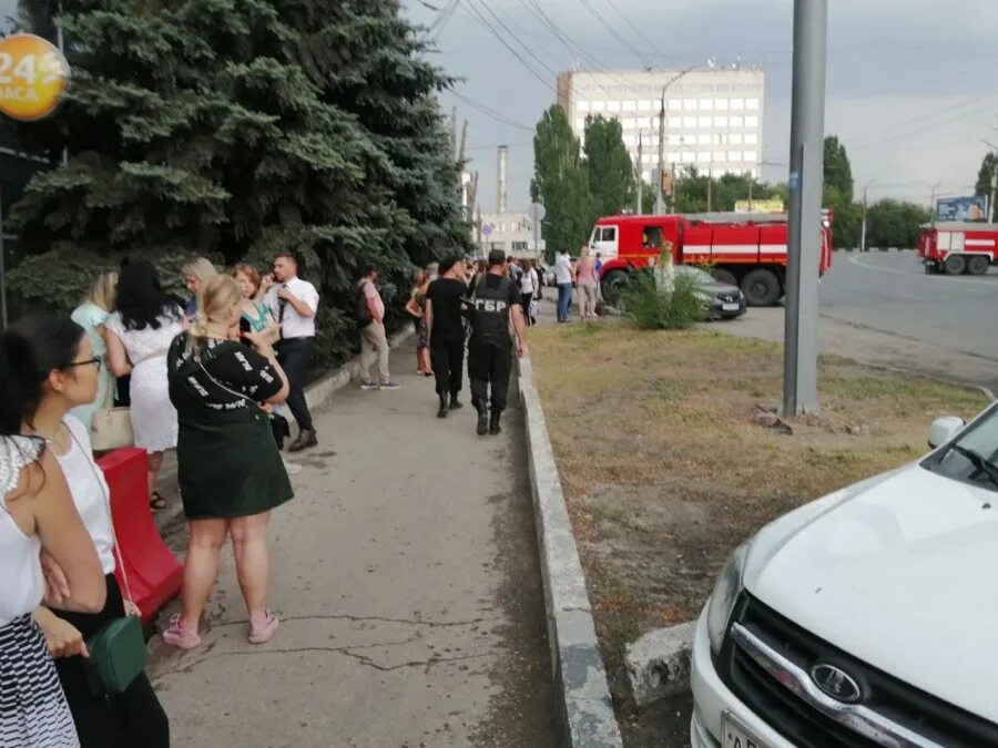 Обстановка в саратове на сегодня. Авария в Саратове вчера в Заводском районе. Саратов происшествия вчера в Заводском районе.