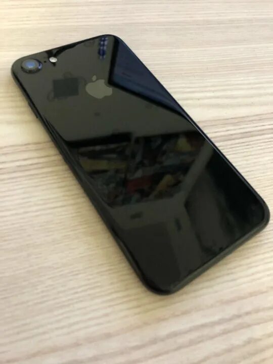Глянцевая 7. Iphone 7 глянцевый. Айфон 7+ глянцевый. Айфон 7 блэк оникс. Iphone 7 black onyx.