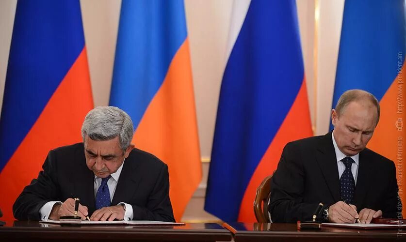 Политика армянская. Политики армении. Хасан рухани и пашинян. Министр иностранных дел арцаха. Блинкен мирзоян.