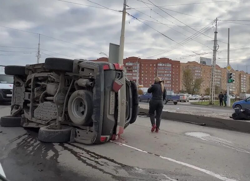 Упал набок. Блокнот Волгодонск ДТП. ДТП Волгодонск сегодня.