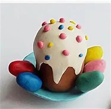 Лепить куличи