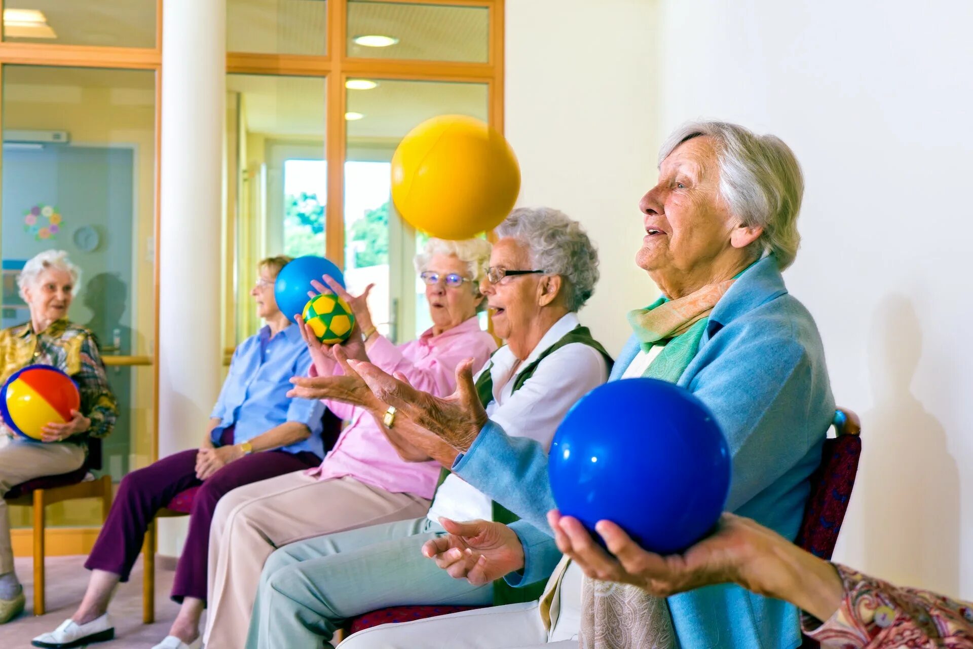 Living old age. Реабилитация пожилых. Досуг пожилого человека. Занятия для пожилых людей. Организация досуга пожилых людей.