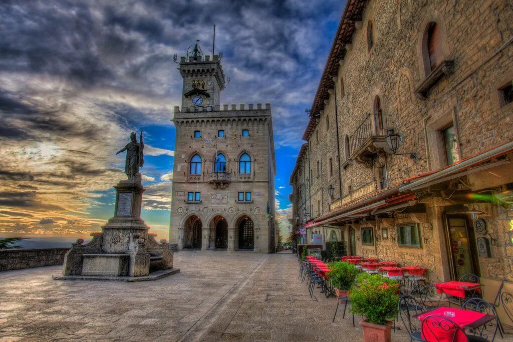 Республика марино. Башня Гуаита Сан-Марино. San Marino (Сан Марино). Столица Сан Марино столица. Санта Марино Италия.