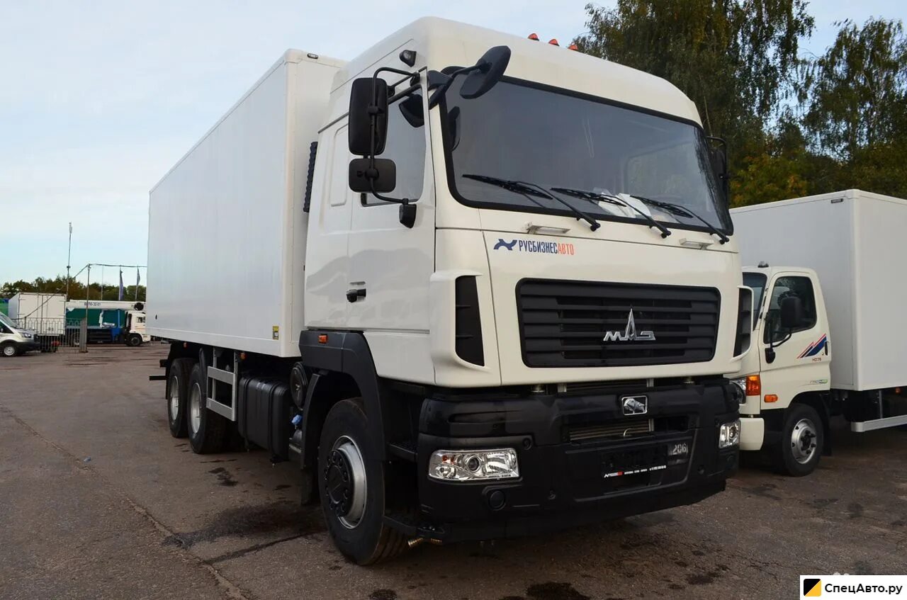 Маз купава 673105. Маз 5340 изотермический фургон. Маз изотермический фургон. Маз 5440 10 тонн тент. Фургон маз 5340.