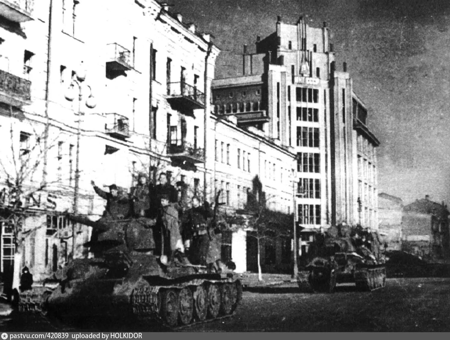 Освобождение киева год. Освобождение Киева 1943. Освобожденный Киев 1943. Освобождение Киева 6 ноября 1943. 6 Ноября 1943 г советские войска освободили Киев.