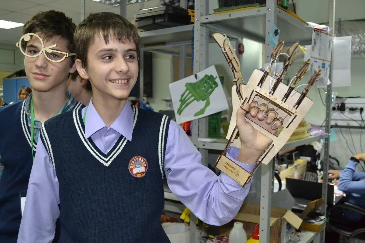 Центр молодежного творчества. Центр инновационного творчества. творческие инновации. клуб юных техников. юный техник.