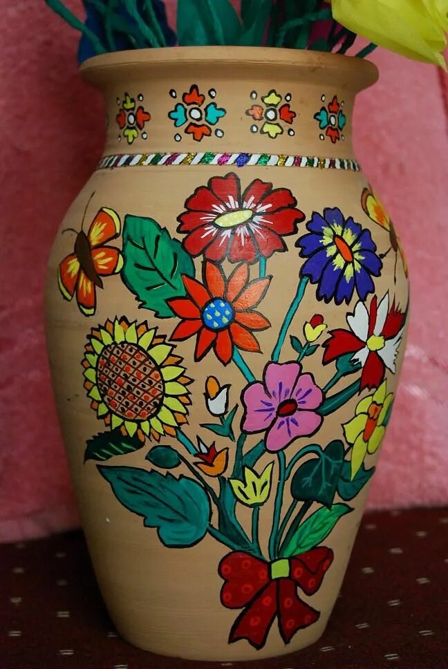 Paint pots