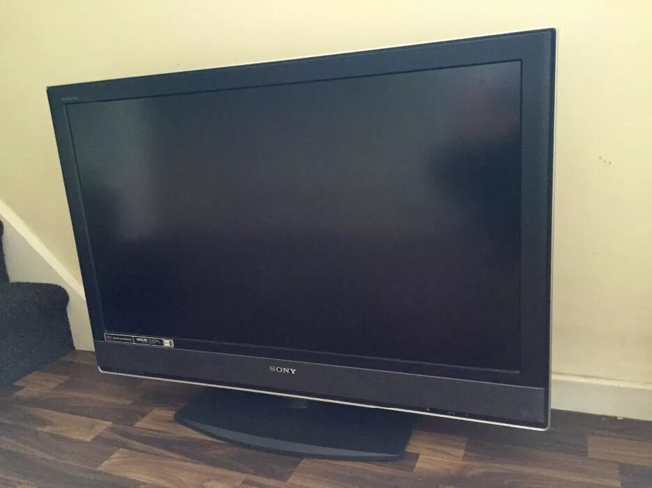 Sony Bravia 40 дюймов. Телевизор сони бравиа 2007. Sony Bravia 2006. Телевизор Sony Bravia 40.