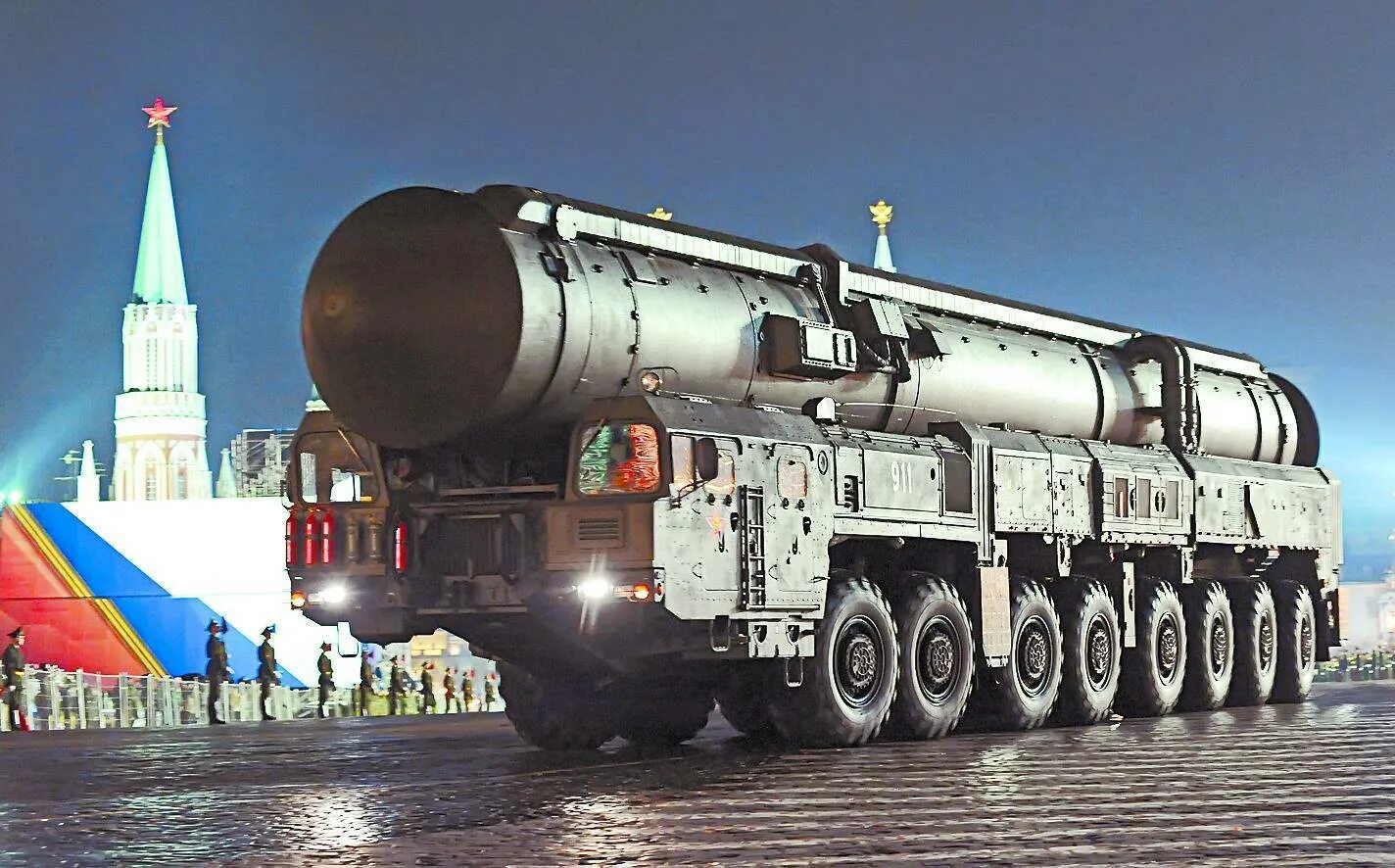 Баллистическая ракета тема. Баллистическая ракета Сармат. РС-12м2 Тополь-м. Межконтинентальная баллистическая ракета РС-24 «Ярс». Тополь Ярс Сармат.