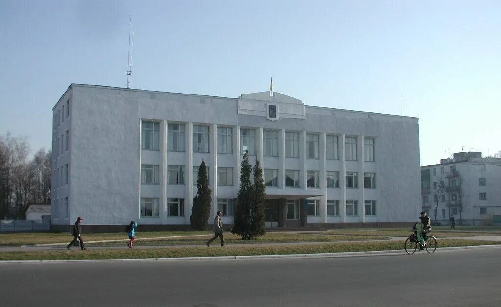 Корюковка черниговская область. Корюковка черниговская область. Корюковка река. Корюковка мемориал. Корюковка черниговская трагедия.