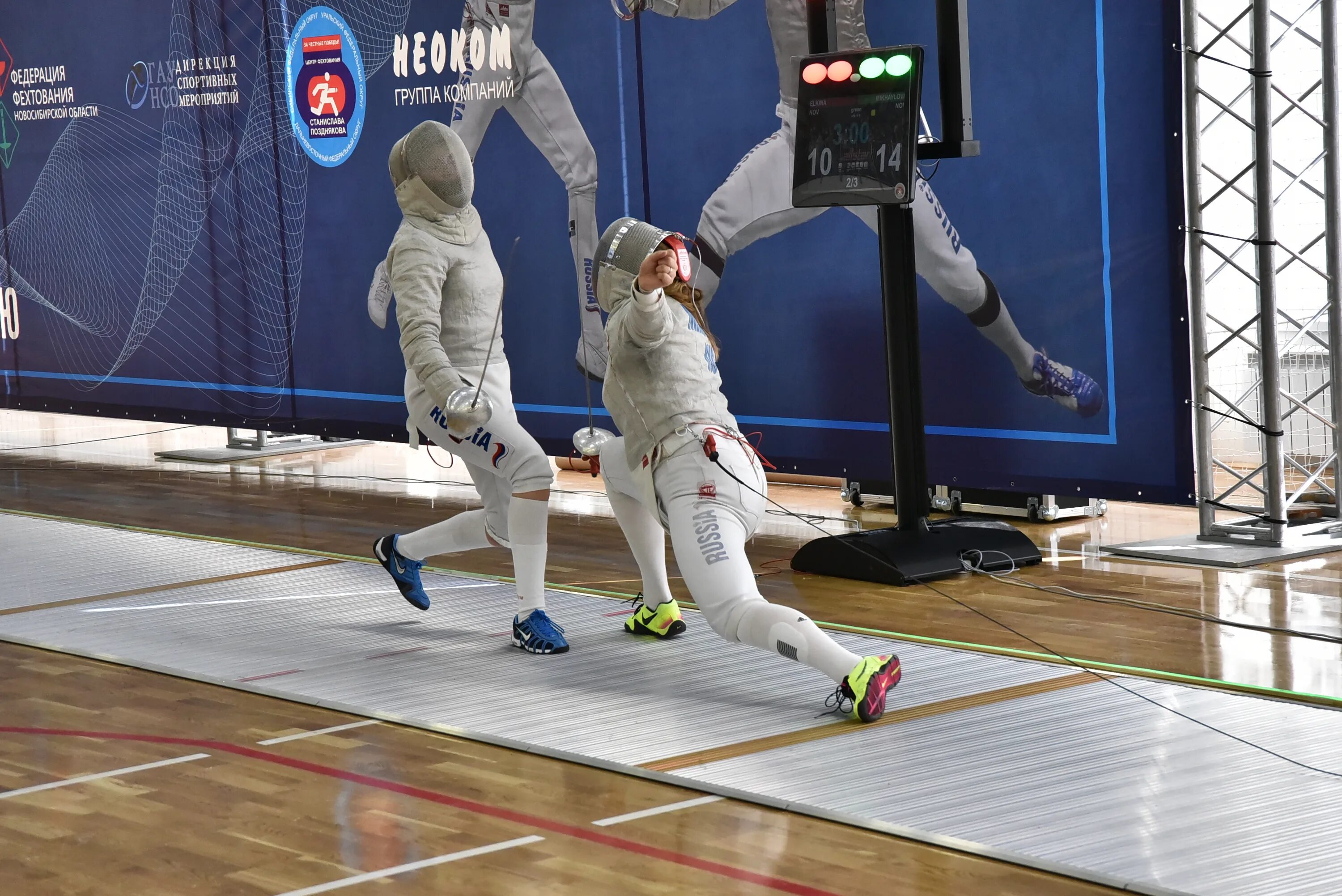 Соревнования по фехтованию. Фехтование в новосибирске. Соревнования по фехтованию 2024. Фехтования рапира соревнования. Шанаева фехтование.