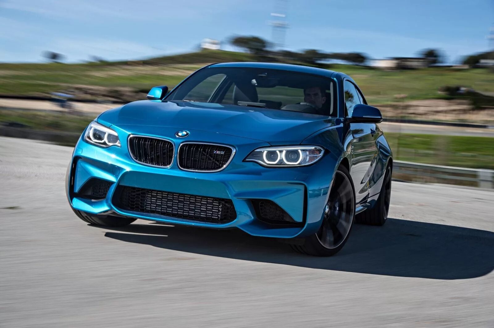 Bmw m tech. BMW m2 Coupe 2016. BMW m2 2023. BMW m2 Front. БМВ м2 купе.